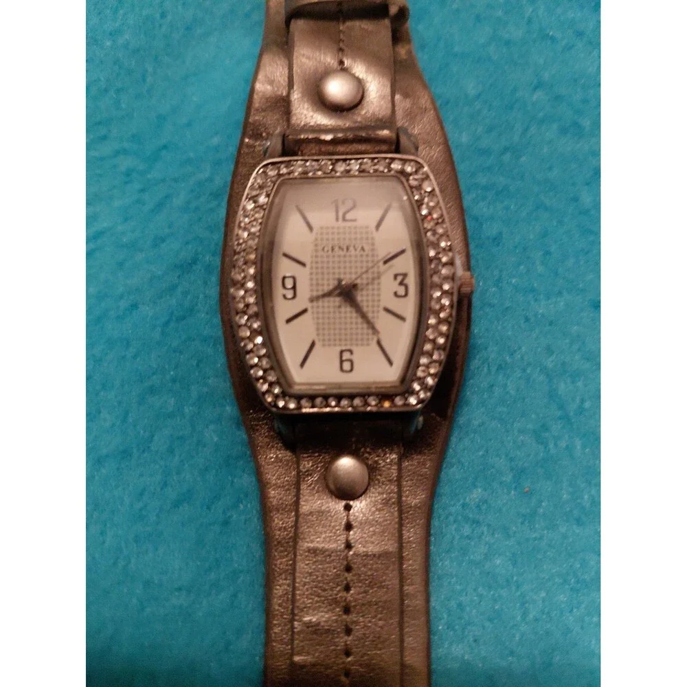 New Geneva Metallic Wide Band Water Resistant With White Face And Silver...